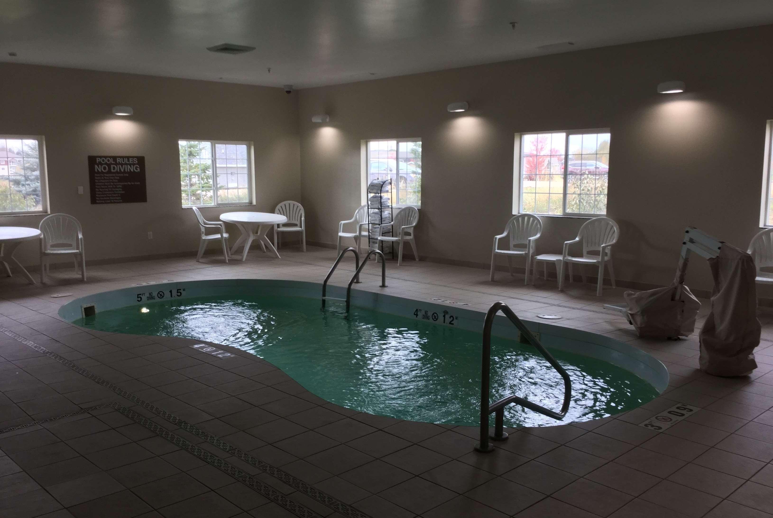 Microtel Inn & Suites By Wyndham Dickinson Exteriör bild